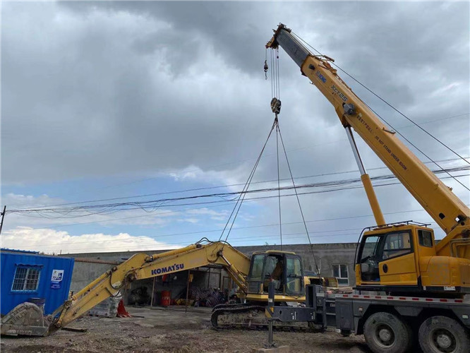 温岭市25吨吊车的工作半径是多少？